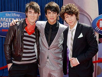 jonas-brothers_mancrush.jpg